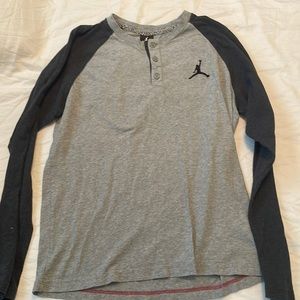 Long Sleeve Qtr Button